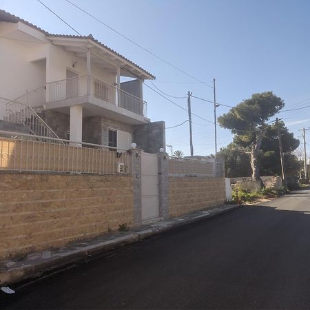 ארטמידה La Vita Apartments-Near Airport & Sea מראה חיצוני תמונה