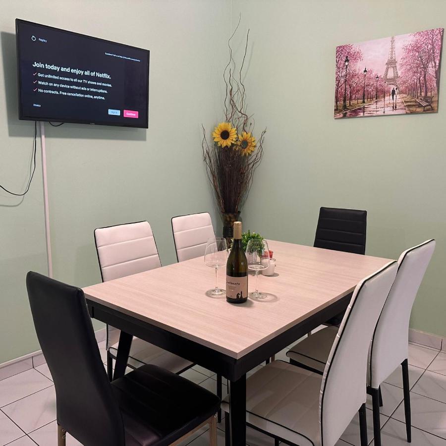 ארטמידה La Vita Apartments-Near Airport & Sea מראה חיצוני תמונה