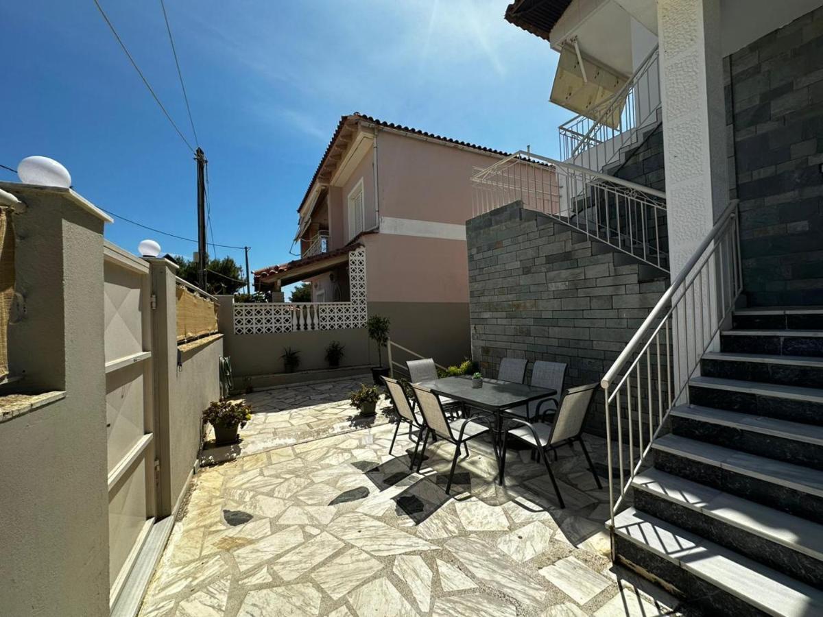 ארטמידה La Vita Apartments-Near Airport & Sea מראה חיצוני תמונה